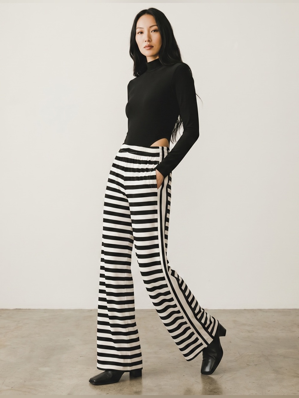NORMA KAMALI Striped Stretchy Jersey Wide Leg Pants with Pockets | Size Large